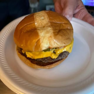 1/2 Cheeseburger^